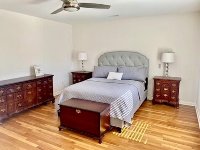 2 Poulnot Lane, Charleston, SC 29401