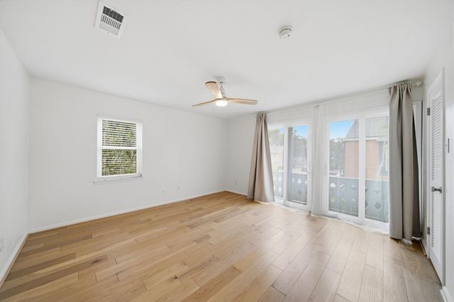 6441 Olympia Drive 121, Houston, TX 77057