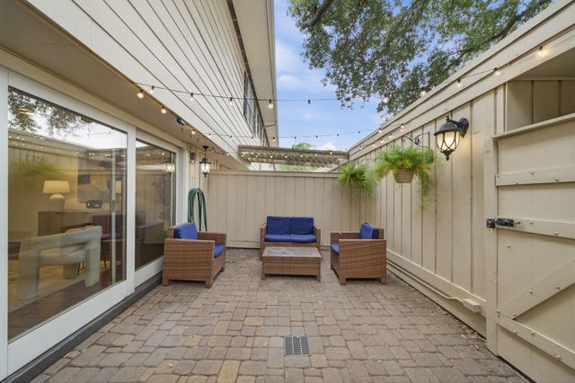 6441 Olympia Drive 121, Houston, TX 77057