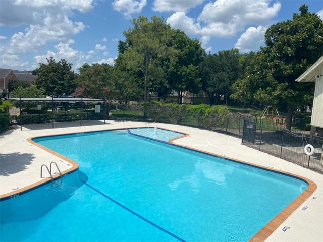 6441 Olympia Drive 121, Houston, TX 77057