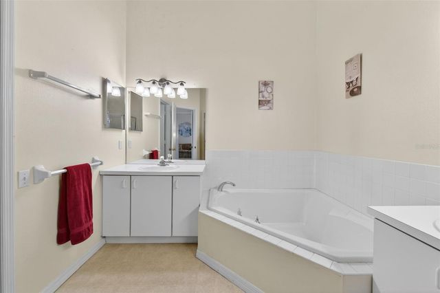 6126 SUNNYVALE DRIVE 2303, Orlando, FL 32822