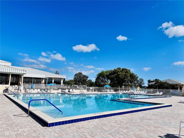 6126 SUNNYVALE DRIVE 2303, Orlando, FL 32822
