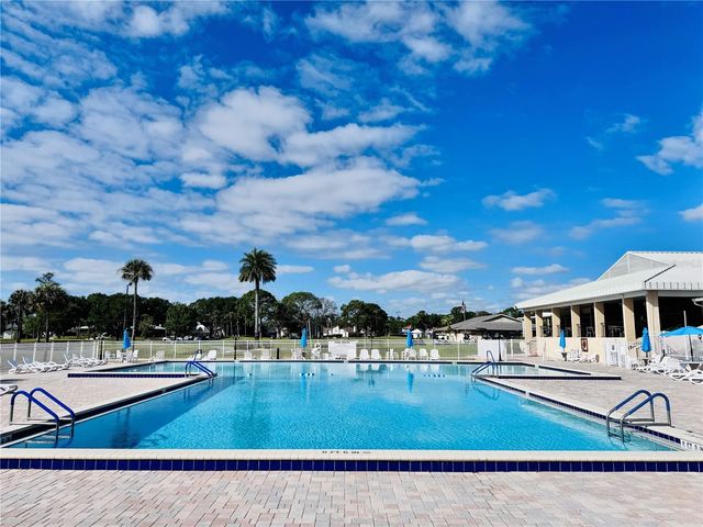6126 SUNNYVALE DRIVE 2303, Orlando, FL 32822