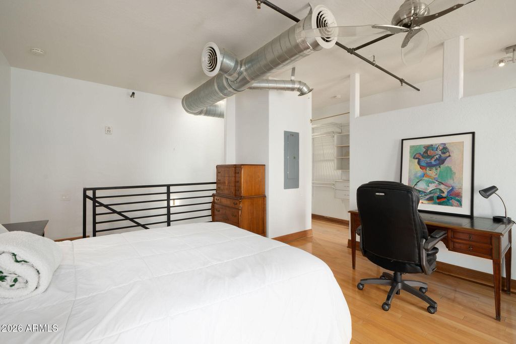 Image 14 of property listing at 387 N 2ND Avenue 2E, Phoenix, AZ 85003
