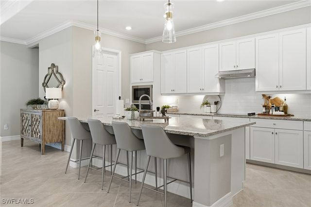 28071 Foxrock CT, Bonita Springs, FL 34135