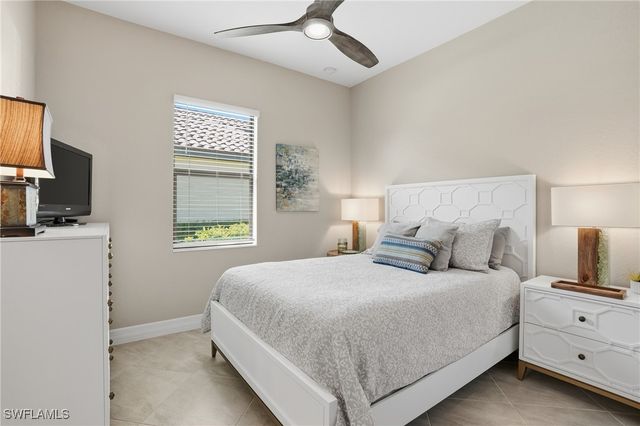 28071 Foxrock CT, Bonita Springs, FL 34135