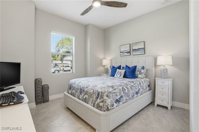 28071 Foxrock CT, Bonita Springs, FL 34135