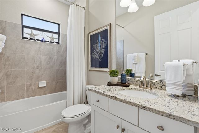 28071 Foxrock CT, Bonita Springs, FL 34135