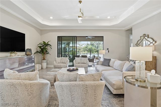 28071 Foxrock CT, Bonita Springs, FL 34135