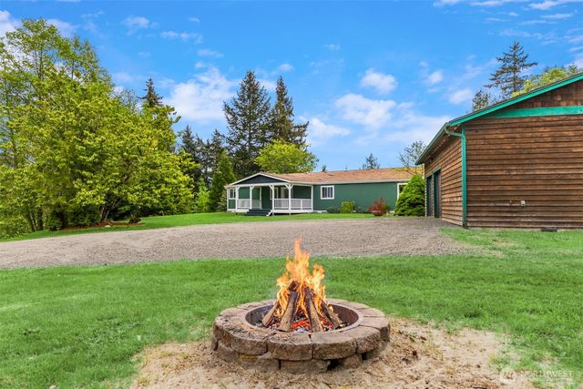6009 NE Gunderson Road, Poulsbo, WA 98370