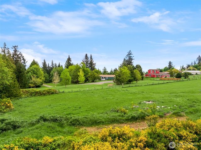6009 NE Gunderson Road, Poulsbo, WA 98370