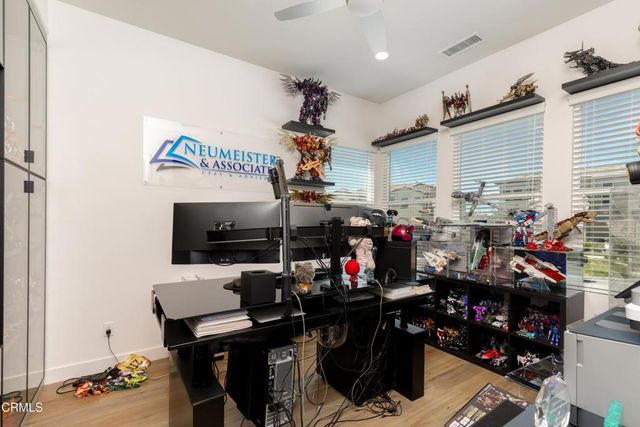 28608 Windbreak Terrace, Santa Clarita, CA 91350