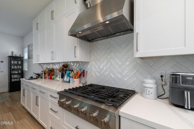 28608 Windbreak Terrace, Santa Clarita, CA 91350
