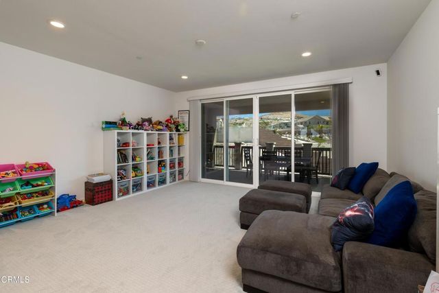 28608 Windbreak Terrace, Santa Clarita, CA 91350