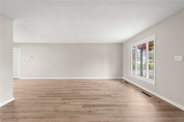 6194 Eldridge Boulevard, Bedford Heights, OH 44146