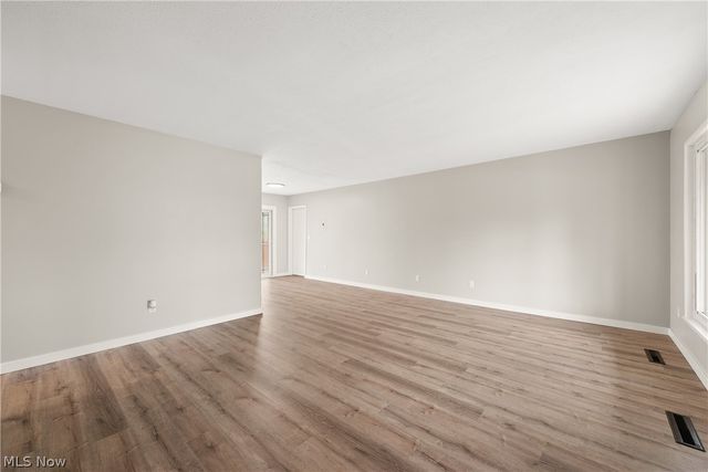6194 Eldridge Boulevard, Bedford Heights, OH 44146