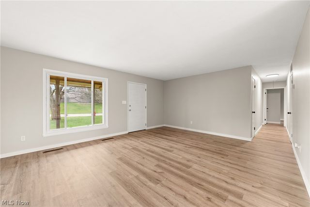 6194 Eldridge Boulevard, Bedford Heights, OH 44146