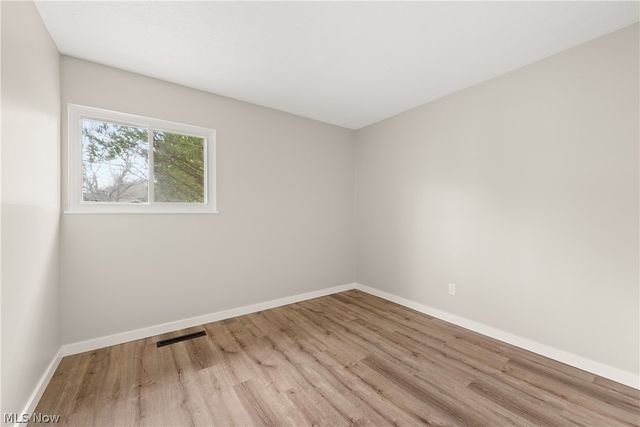 6194 Eldridge Boulevard, Bedford Heights, OH 44146