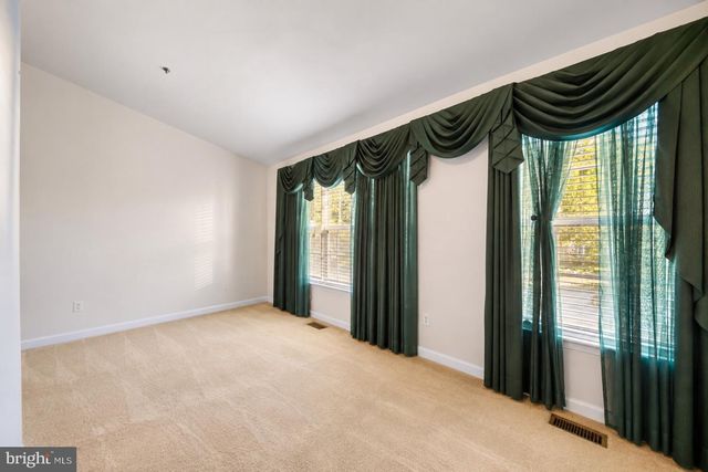 3603 WOOD CREEK DR, Suitland, MD 20746