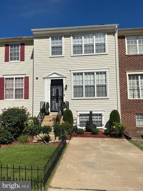 3603 WOOD CREEK DR, Suitland, MD 20746
