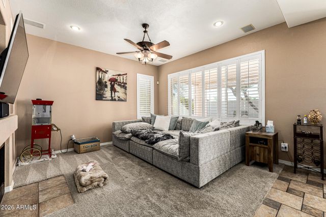 680 N NANTUCKET Street, Chandler, AZ 85225