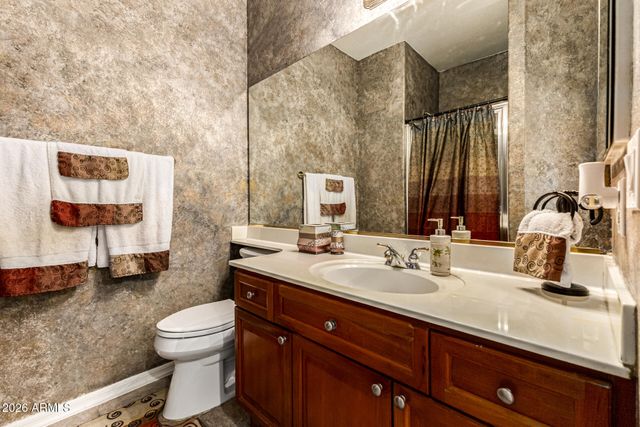 680 N NANTUCKET Street, Chandler, AZ 85225