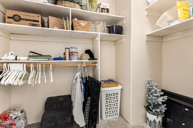 680 N NANTUCKET Street, Chandler, AZ 85225