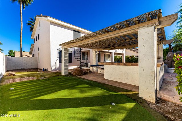 680 N NANTUCKET Street, Chandler, AZ 85225