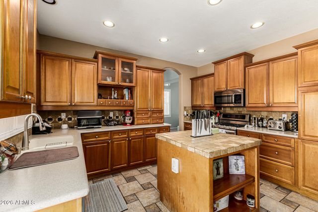 680 N NANTUCKET Street, Chandler, AZ 85225