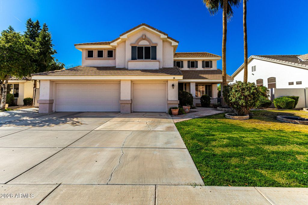 680 N NANTUCKET Street, Chandler, AZ 85225