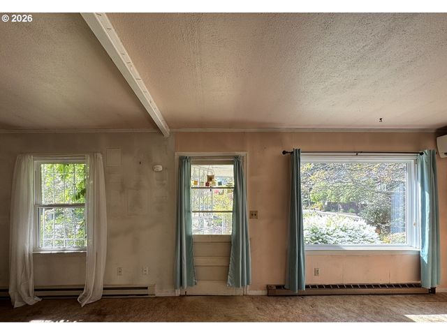 8110 N DANA Ave, Portland, OR 97203