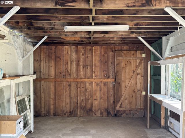 8110 N DANA Ave, Portland, OR 97203