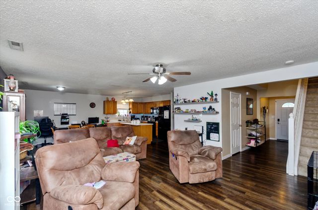 5726 Sweet River Drive, Indianapolis, IN 46221