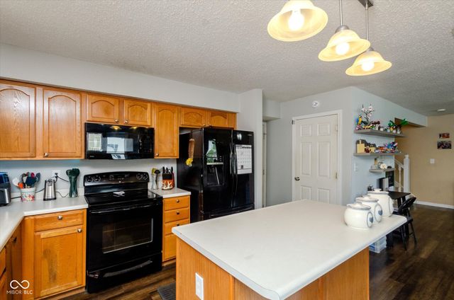5726 Sweet River Drive, Indianapolis, IN 46221