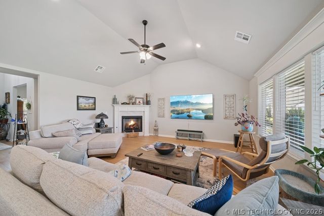 15901 E 74th Street N, Owasso, OK 74055