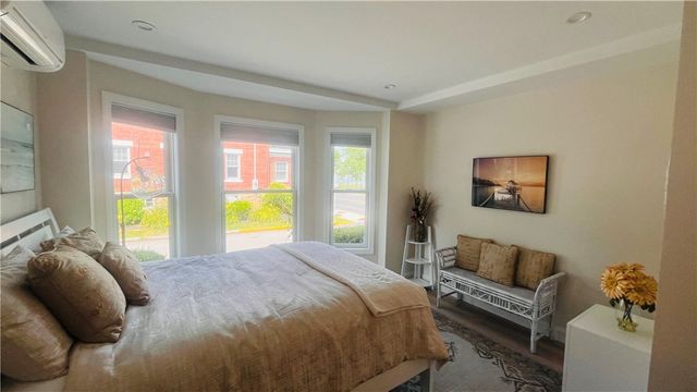 115 Wellington Avenue 1, Newport, RI 02840