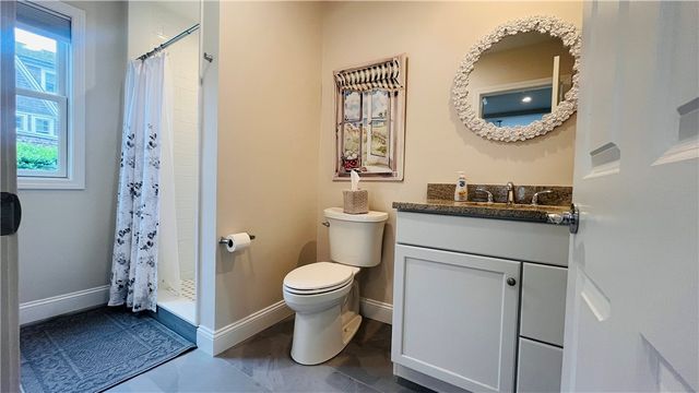 115 Wellington Avenue 1, Newport, RI 02840