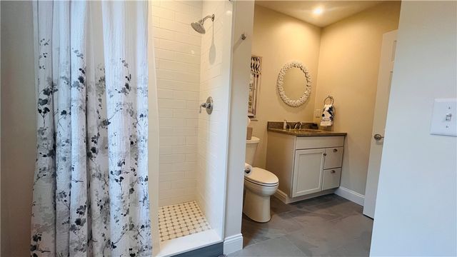 115 Wellington Avenue 1, Newport, RI 02840