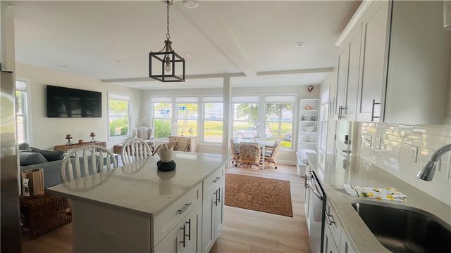 115 Wellington Avenue 1, Newport, RI 02840