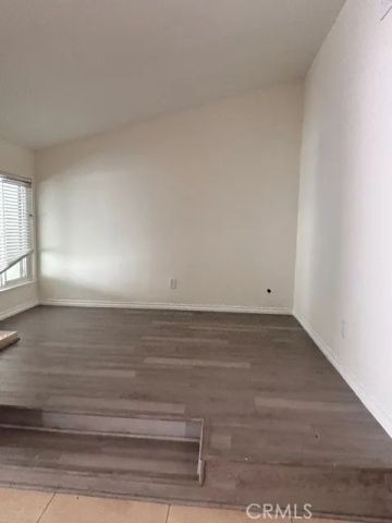 22350 James Alan, Chatsworth, CA 91311