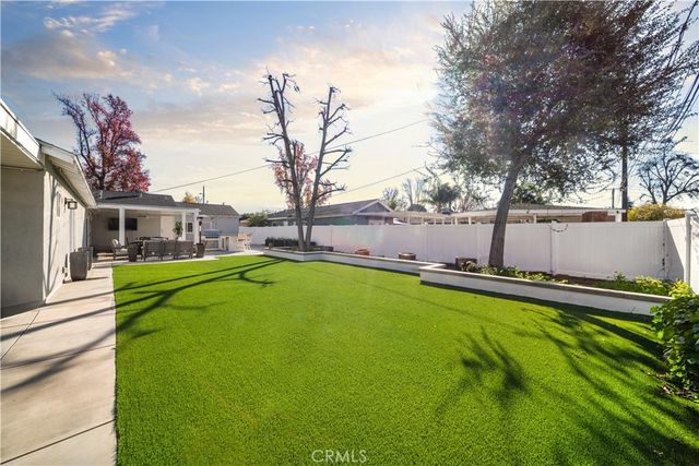 853 N 5th Ave, Covina, CA 91723