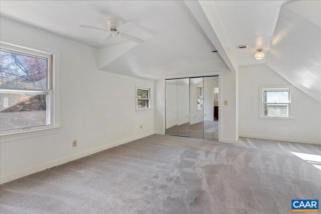 555 GILLUMS RIDGE RD, Charlottesville, VA 22903