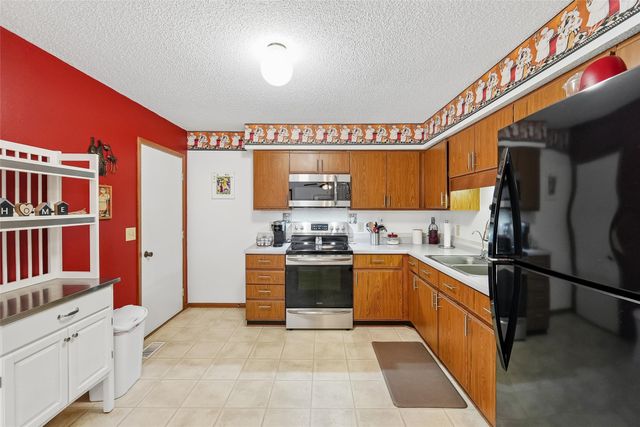 109 NE 7th Court, Grimes, IA 50111