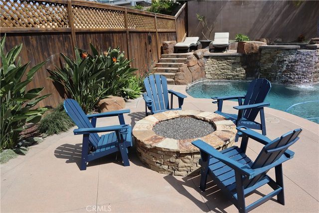 17132 Edgewater Lane, Huntington Beach, CA 92649