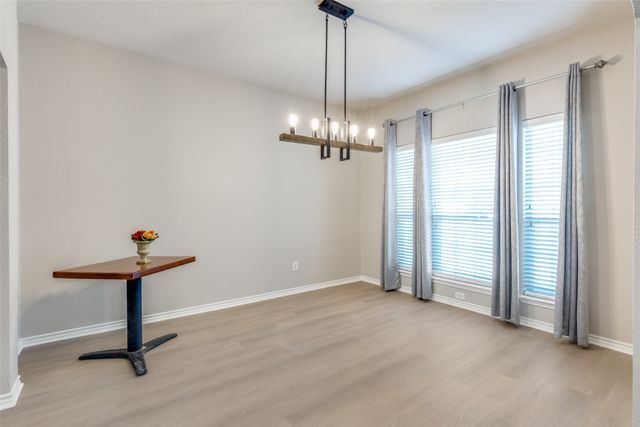 921 Corry A Edwards Drive, Kennedale, TX 76060