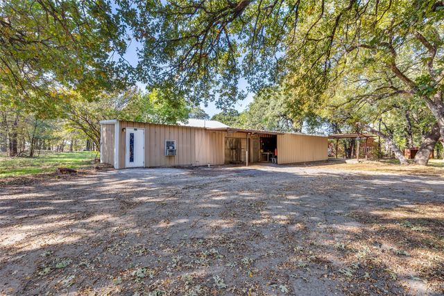 921 Corry A Edwards Drive, Kennedale, TX 76060