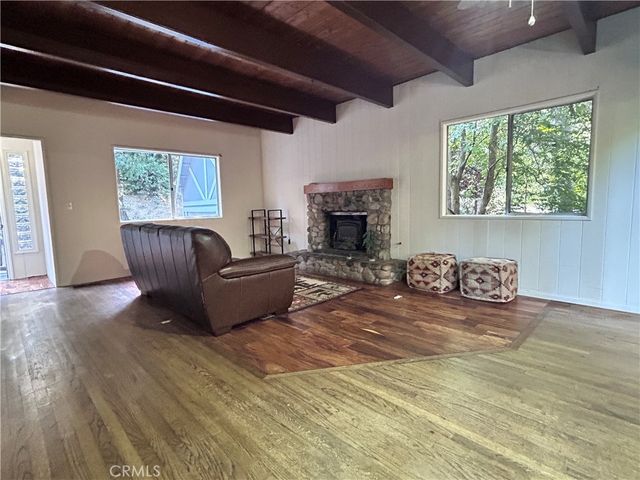378 Grass Valley, Lake Arrowhead, CA 92352