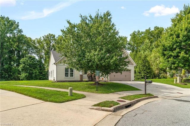 209 Waters Edge Drive, Archdale, NC 27263