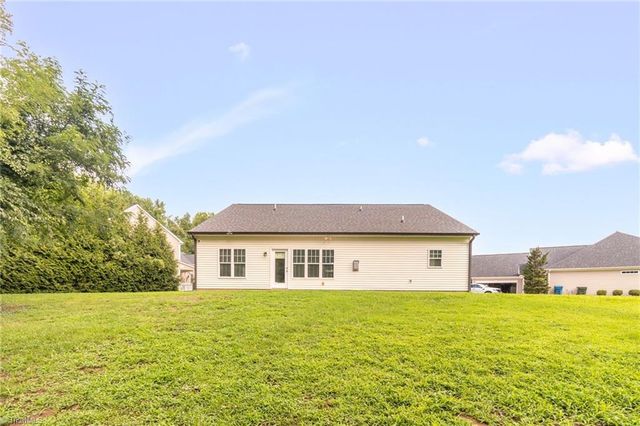 209 Waters Edge Drive, Archdale, NC 27263