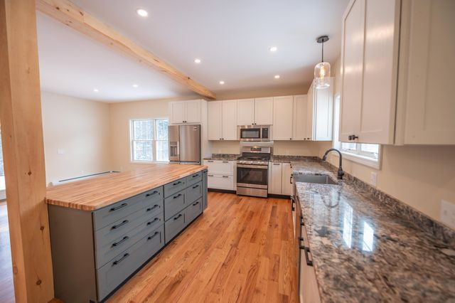 32 Circle View Drive, Dover, VT 05356